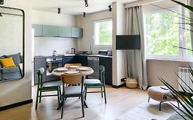 Apartament Premium z ogrodem blisko morza